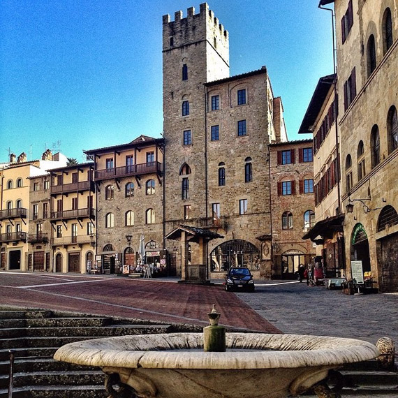 Piazza Grande in Arezzo - photo credit @cinzi80