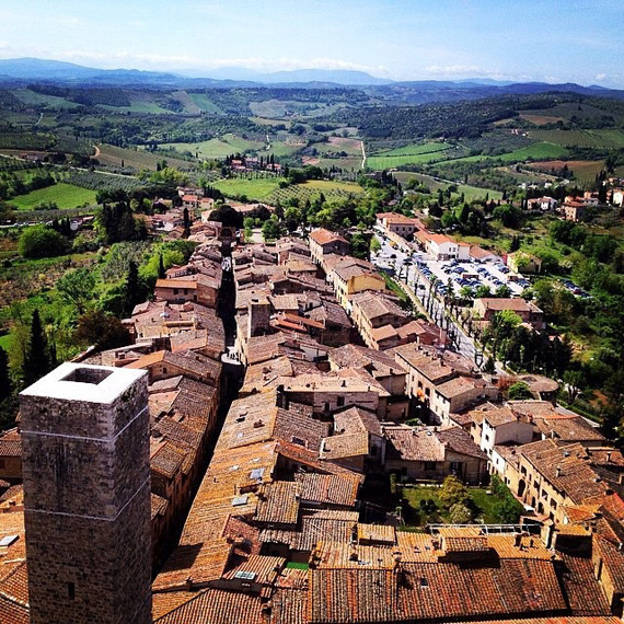 San Gimignano ed i dintorni visti dall'alto - photo credit @malpka.martin