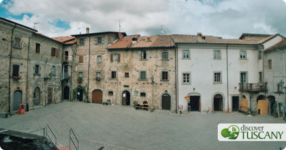 La piazza di Filetto