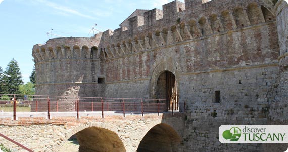 Porta Volterrana in Colle Val d' Elsa